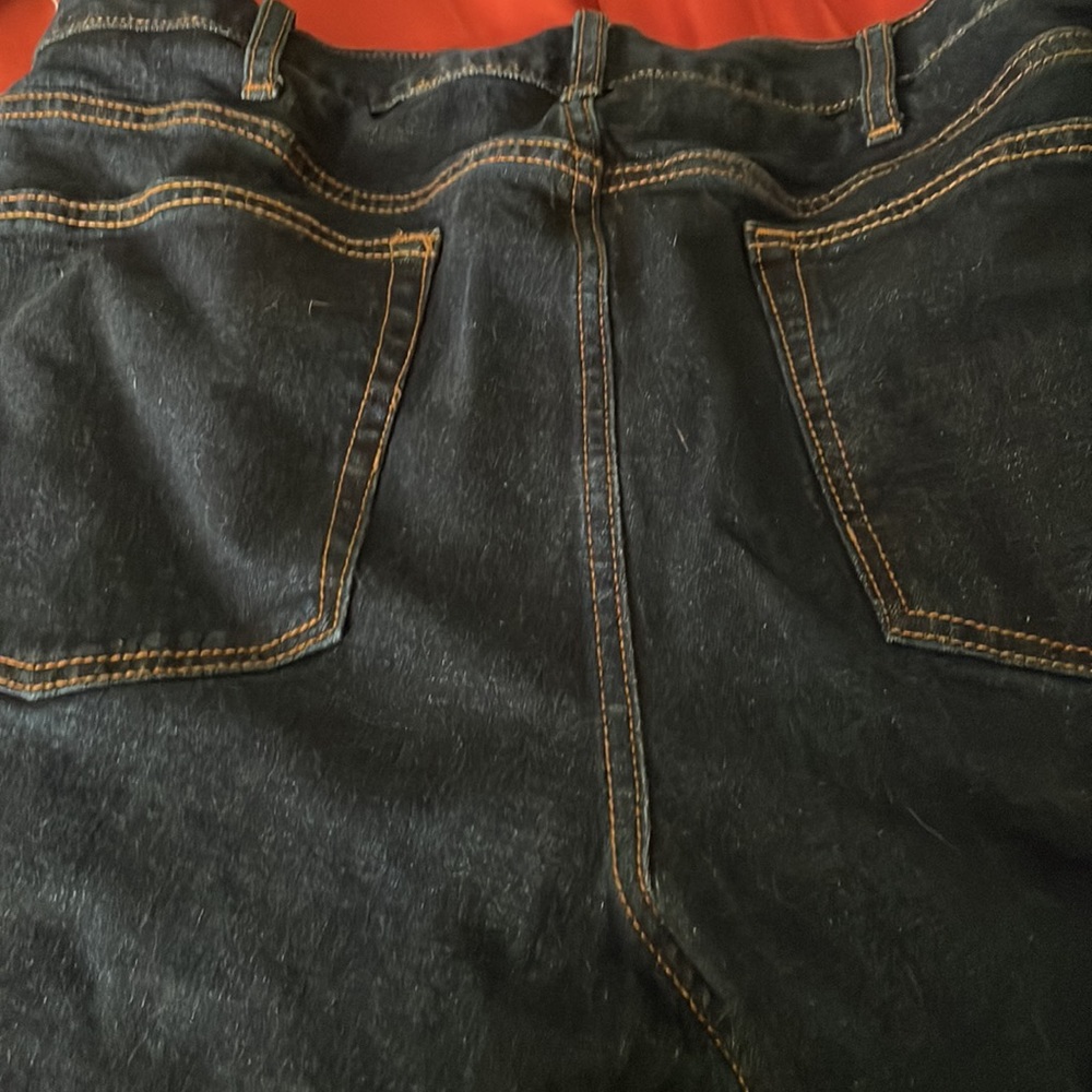Old Navy Athletic Fit Jeans - Picture 6 of 9